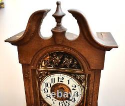 Vintage Spartus Grandfather Clock Swinging Pendulum 23.5 Model H5481 Working